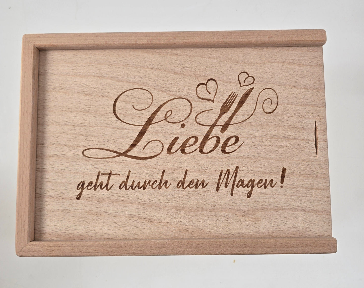 "Liebe geht durch den Magen" Holzbox mit Schiebedeckel